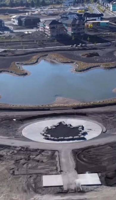 Griesbach Maple Leaf Pond